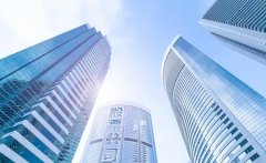 如何查询实盘配资公司的相关信息？